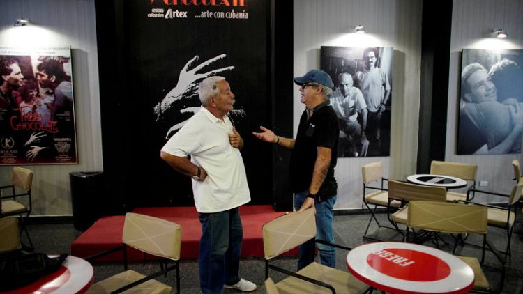 Cuba legalizes independent movie-making