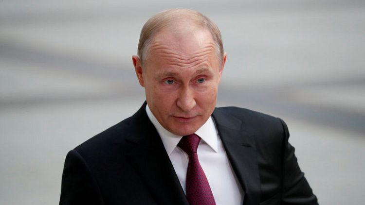 بوتين: الاجتماع مع ماي قد يسهم في تجاوز خلاف سكريبال