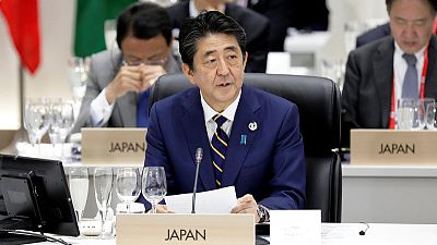 رئيس وزراء اليابان يطالب مجموعة العشرين بتوجيه رسالة قوية بشأن التجارة الحرة