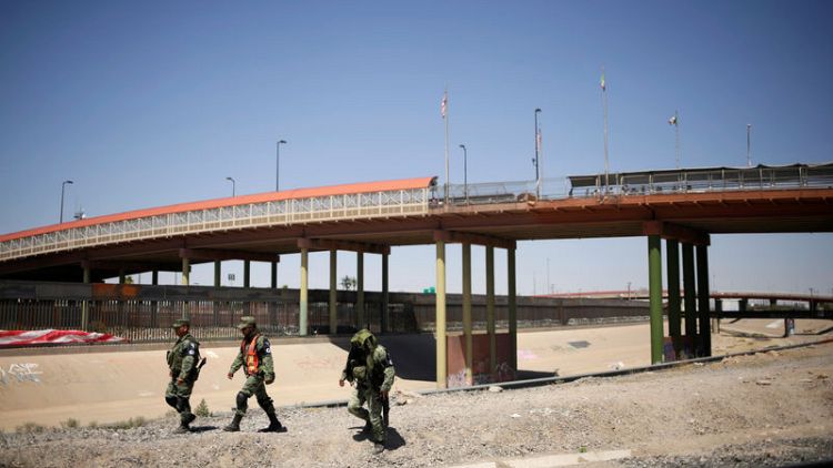 Apprehensions on Mexico border to drop 25% this month, U.S. says
