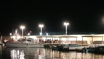 Sea Watch entra in porto Lampedusa Sea Watch entra in porto Lampedusa