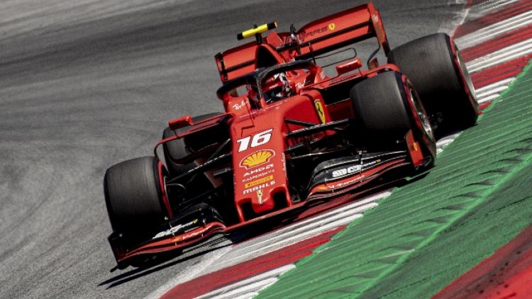 F1: Austria, Ferrari di Leclerc in pole