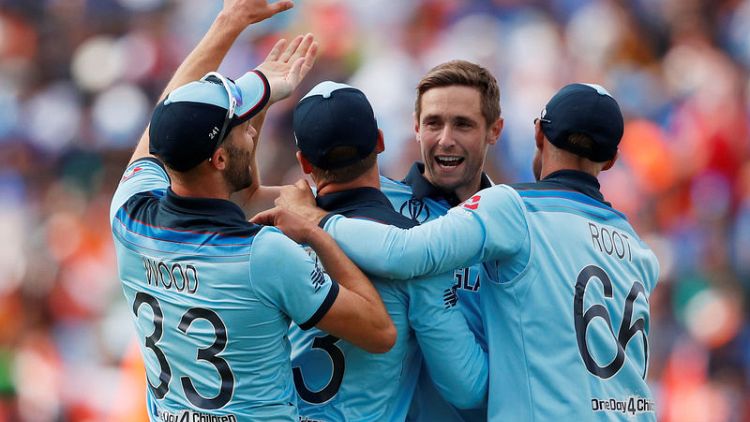 England end India's unbeaten run to revive semis hopes