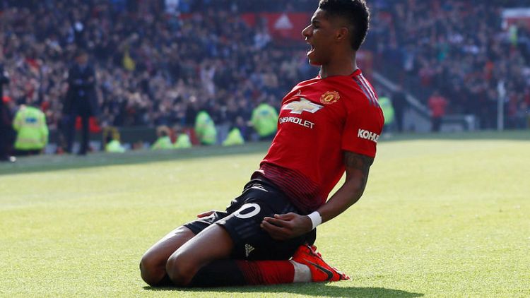 Rashford extends Man United stay with new four-year deal