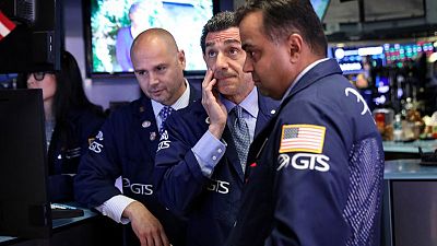الأسهم الأمريكية تفتح مستقرة مع تلاشي تفاؤل التجارة الأسهم الأمريكية تفتح مستقرة مع تلاشي تفاؤل التجارة