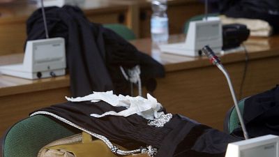 Agenti penitenziaria assolti a Ferrara Agenti penitenziaria assolti a Ferrara