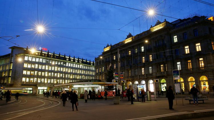 Swiss government OKs regulatory approach for big banks
