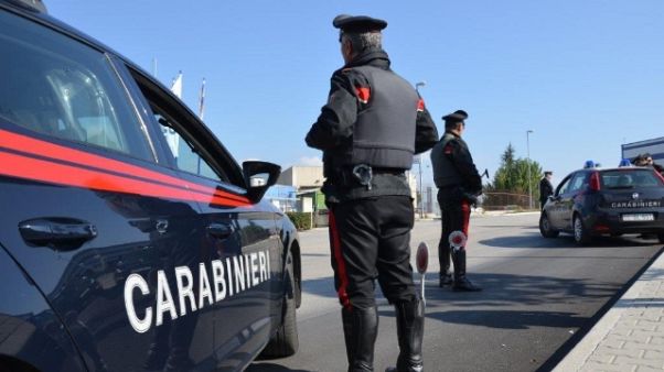 Abusi su figlio 15enne, arrestato Abusi su figlio 15enne, arrestato