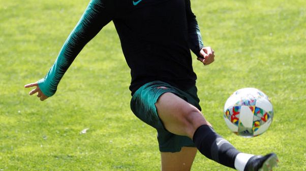أتليتيكو يضم البرتغالي جواو فيلكس من بنفيكا مقابل 142 مليون دولار أتليتيكو يضم البرتغالي جواو فيلكس من بنفيكا مقابل 142 مليون دولار