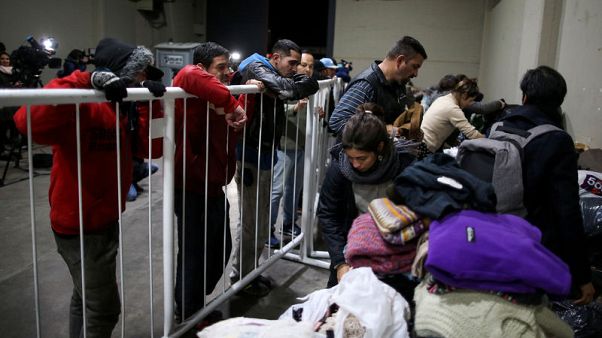 مع اشتداد البرد... نادي ريفر الأرجنتيني يفتح ملعبه للمشردين مع اشتداد البرد... نادي ريفر الأرجنتيني يفتح ملعبه للمشردين