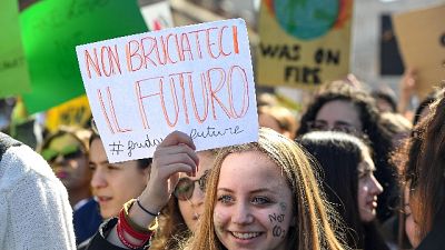 +Europa, norme salva nuove generazioni +Europa, norme salva nuove generazioni