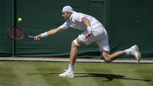 Isner's hopes extinguished on 4th of July as 10 Americans march on Isner's hopes extinguished on 4th of July as 10 Americans march on