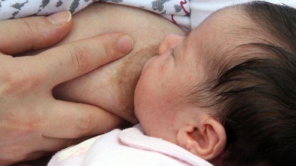 Fontana, assegno per figli fino 26 anni Fontana, assegno per figli fino 26 anni