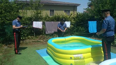 Bimbo 3 anni grave, era in piscina asilo Bimbo 3 anni grave, era in piscina asilo