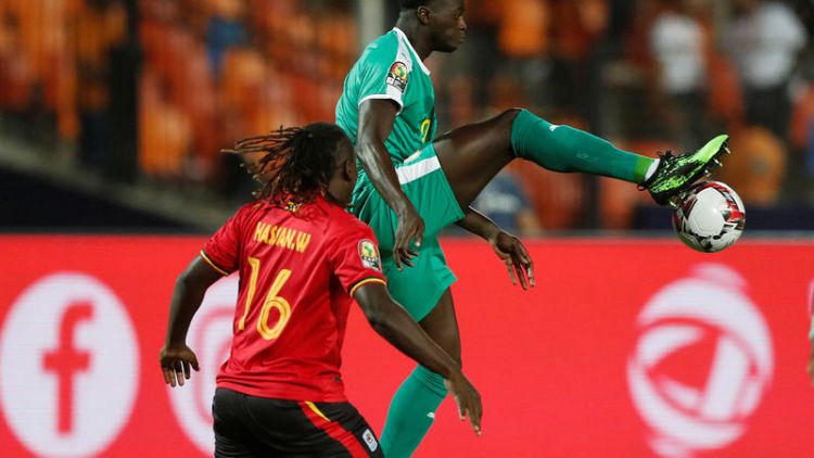 Mane scores and misses penalty as Senegal end Uganda's run