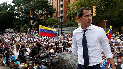 المعارضة في فنزويلا تقول إنها ستجتمع مع ممثلي مادورو