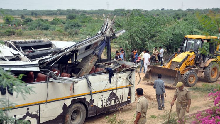 Bus crash on highway to India's Taj Mahal kills 28, injures 18