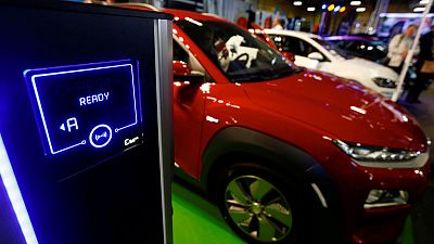 New Zealand proposes discounts for cleaner cars, slaps new fee on gas guzzlers New Zealand proposes discounts for cleaner cars, slaps new fee on gas guzzlers