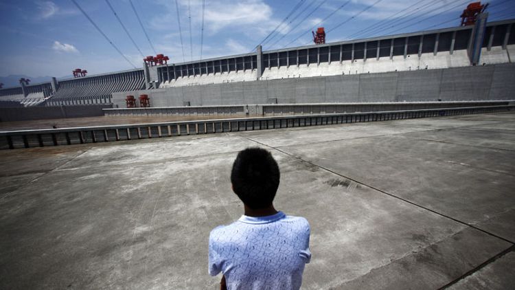 Three Gorges Dam is safe, say China officials, dismissing online rumours
