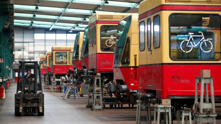 German transport, textiles sectors use short-hours facility most - Ifo