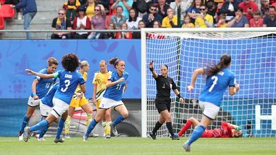 Studio Figc, boom calcio femminile +39% Studio Figc, boom calcio femminile +39%