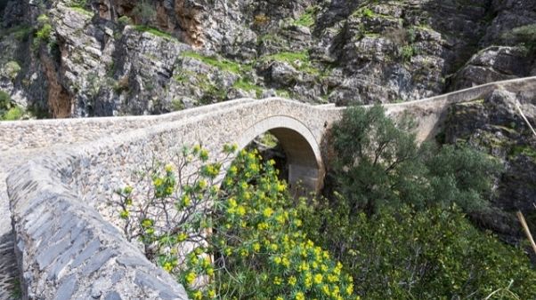 Comune Civita, no accessi gole Raganello Comune Civita, no accessi gole Raganello