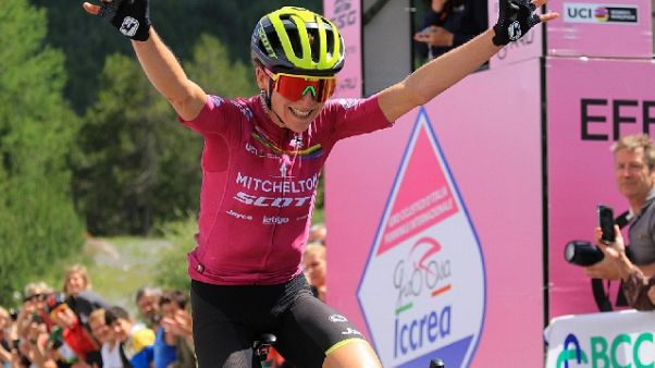 Giro rosa: tappa e maglia a Van Vleuten Giro rosa: tappa e maglia a Van Vleuten