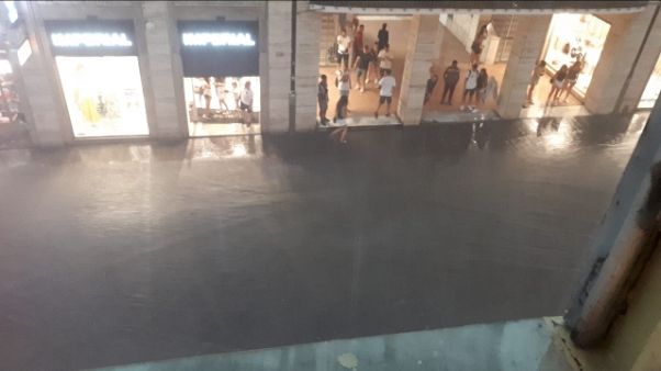 Tempesta di pioggia e vento su Ancona Tempesta di pioggia e vento su Ancona