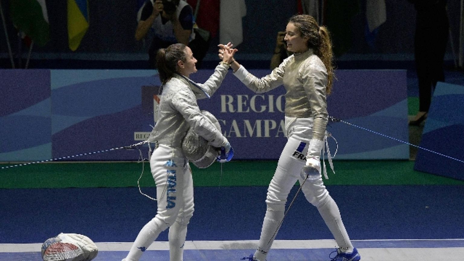Sciabola donne a squadre, oro Italia