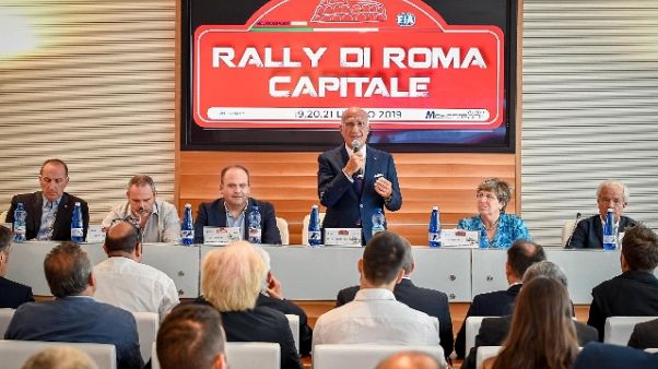 Sport e show,Rally Roma accende i motori Sport e show,Rally Roma accende i motori