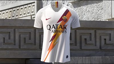 Roma presenta nuova maglia da trasferta Roma presenta nuova maglia da trasferta