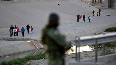 Arrests of immigrant families promised by Trump to begin on Sunday, Times says Arrests of immigrant families promised by Trump to begin on Sunday, Times says