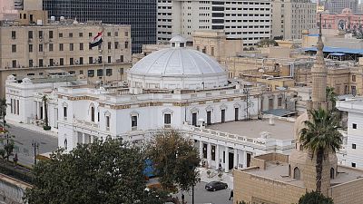 مجلس النواب المصري يقر "تثبيت" ضريبة الدمغة على معاملات بورصة مصر عند 1.5 في الألف