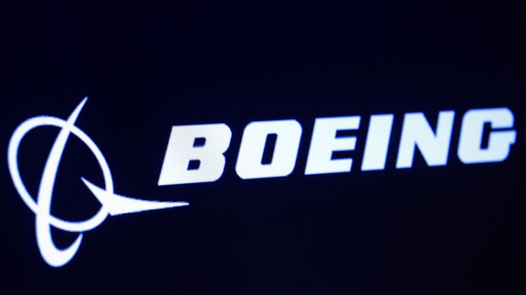 Boeing reshuffles management of grounded 737 - memo