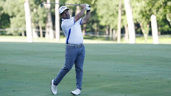 Golf - Dream start drives Diaz to John Deere lead Golf - Dream start drives Diaz to John Deere lead