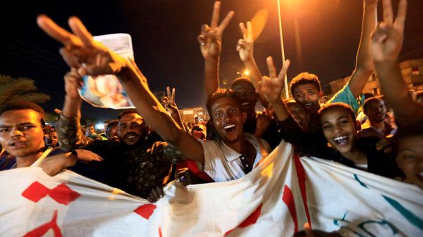 آلاف يتظاهرون في السودان في ذكرى مرور 40 يوما على فض الاعتصام آلاف يتظاهرون في السودان في ذكرى مرور 40 يوما على فض الاعتصام