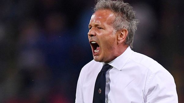 Bologna coach Mihajlovic announces battle with Leukaemia Bologna coach Mihajlovic announces battle with Leukaemia