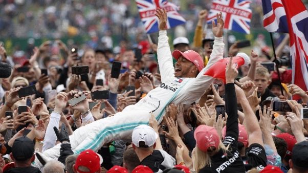 F1: Hamilton, grazie a questo pubblico F1: Hamilton, grazie a questo pubblico