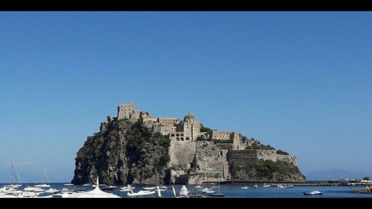 Sequestrato Castello Aragonese ad Ischia