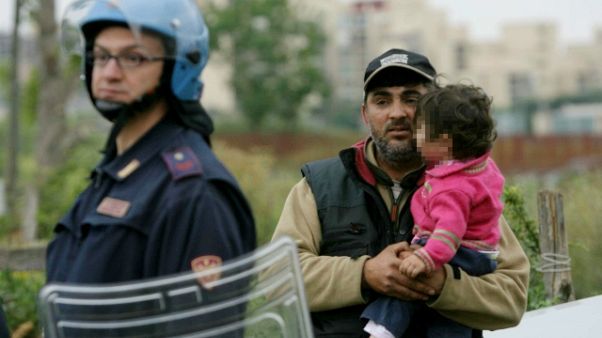 Circolare Salvini su censimento nomadi Circolare Salvini su censimento nomadi