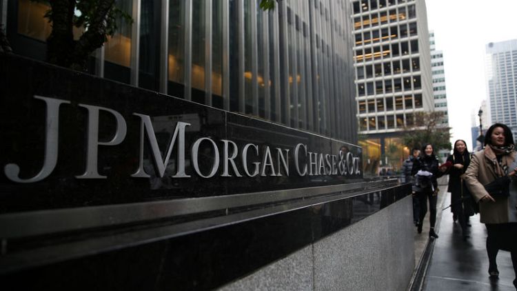 JPMorgan beats profit estimates but shows signs of pressure