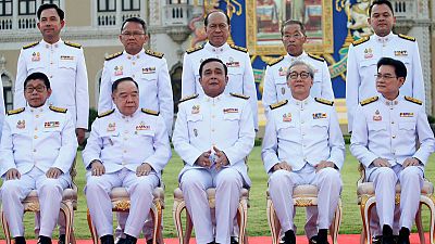 الحكومة الجديدة لقائد الانقلاب العسكري في تايلاند تؤدي اليمين