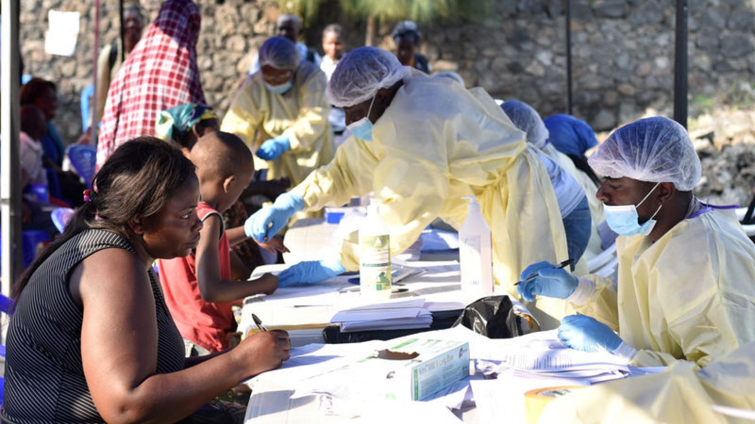 WHO sounds Ebola alarm as risks intensify