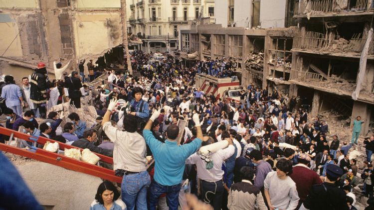Argentine photo exhibit stirs memories of 1994 bombing attack on Jewish centre
