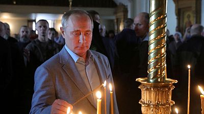 Russia's Putin extends passport offer to Ukraine citizens Russia's Putin extends passport offer to Ukraine citizens