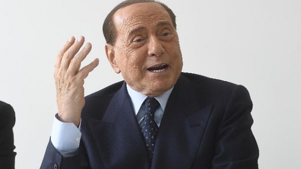 Berlusconi: "S.Siro abbattuto? Assurdo" Berlusconi: "S.Siro abbattuto? Assurdo"