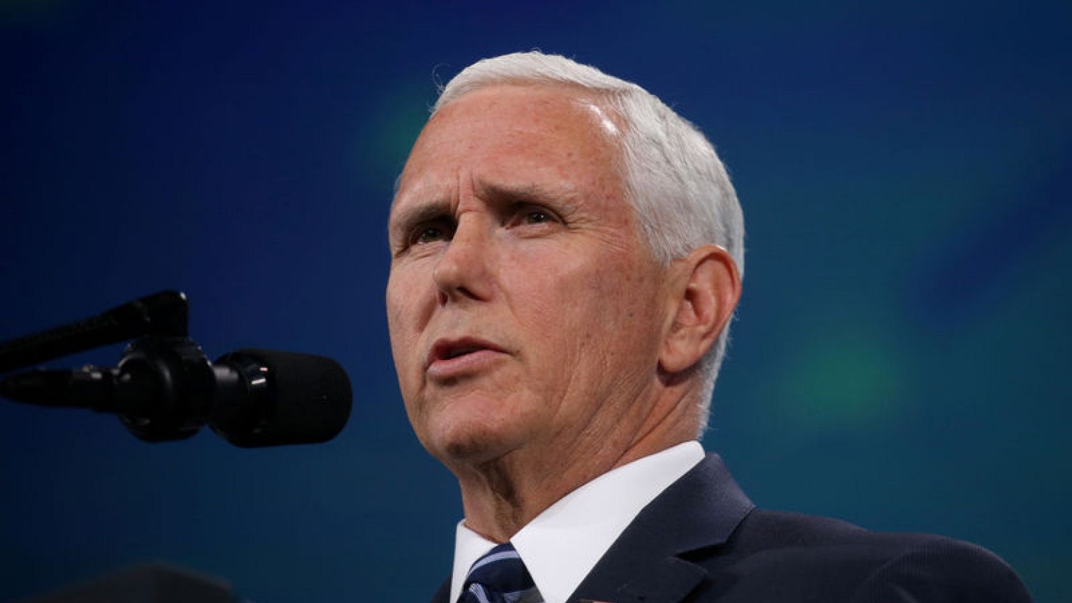 Pence calls on Saudi Arabia to release critic of Islam
