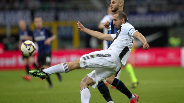 Juve: Chiellini non parte per l'Asia Juve: Chiellini non parte per l'Asia