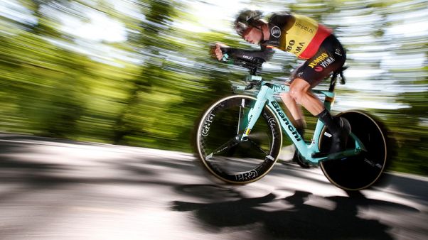 Van Aert crashes out of the Tour de France Van Aert crashes out of the Tour de France
