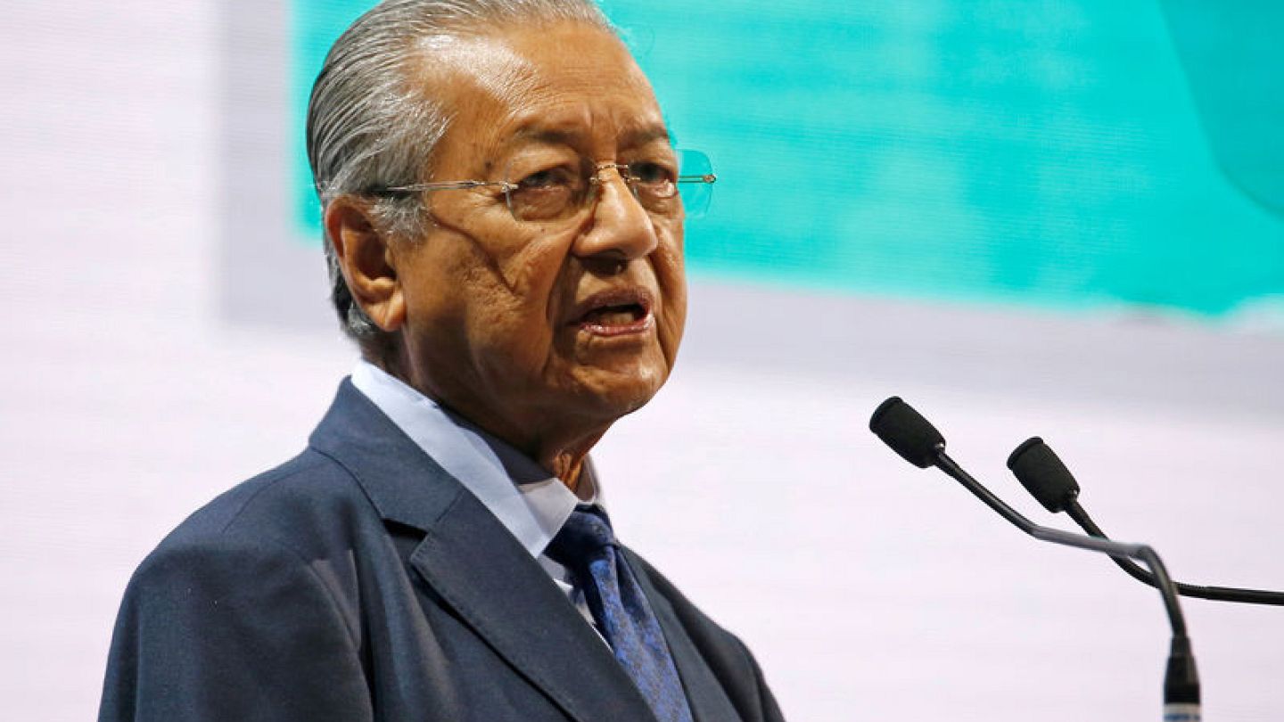 Malaysian PM Mahathir calls for party unity as sex tape scandal deepens rifts Euronews pic